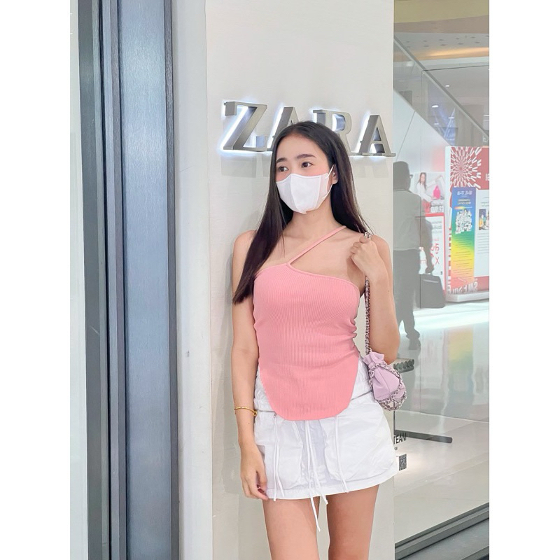 ส่งต่อ เสื้อสายเดี่ยว unigam official ใหม่มาก ใส่ถ่ายรูปครั้งเดียว