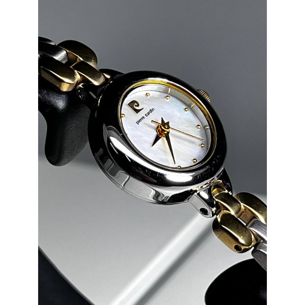 นาฬิกาข้อมือผู้หญิง Pierre Cardin รหัส PC94752 หน้าปัดมุก ตัวเรือนและสายสแตนเลส 2 กษัตรย์ ของแทื 100 เปอร์เซนต์