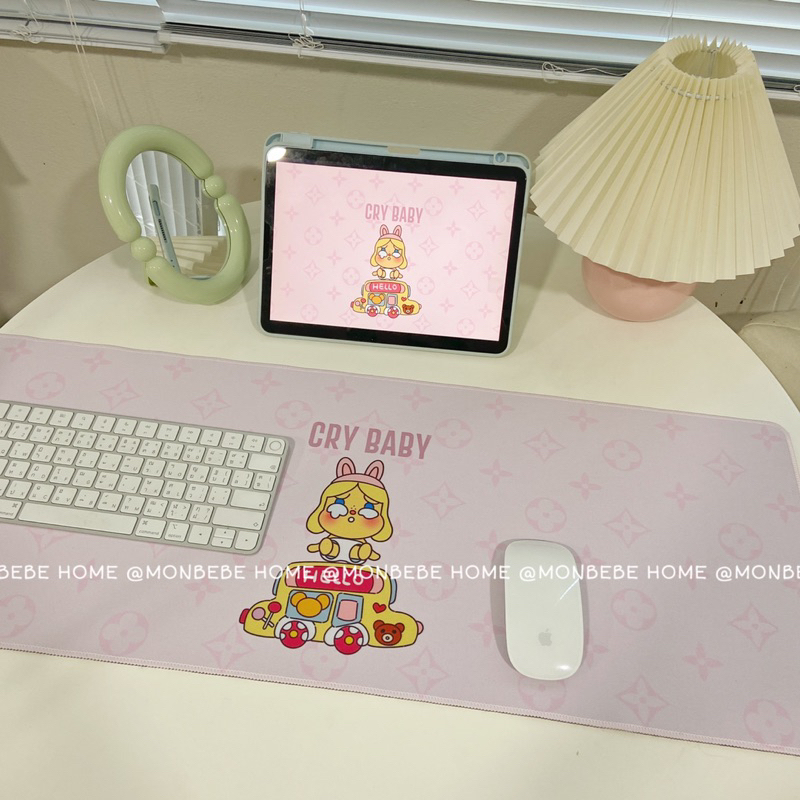แผ่นรองเมาส์ ลายcry baby ขนาด 80x30 ซม. แผ่นรองเมาส์แบบสปีด  แผ่นป้องกันการลื่นไหล พร้อมส่ง