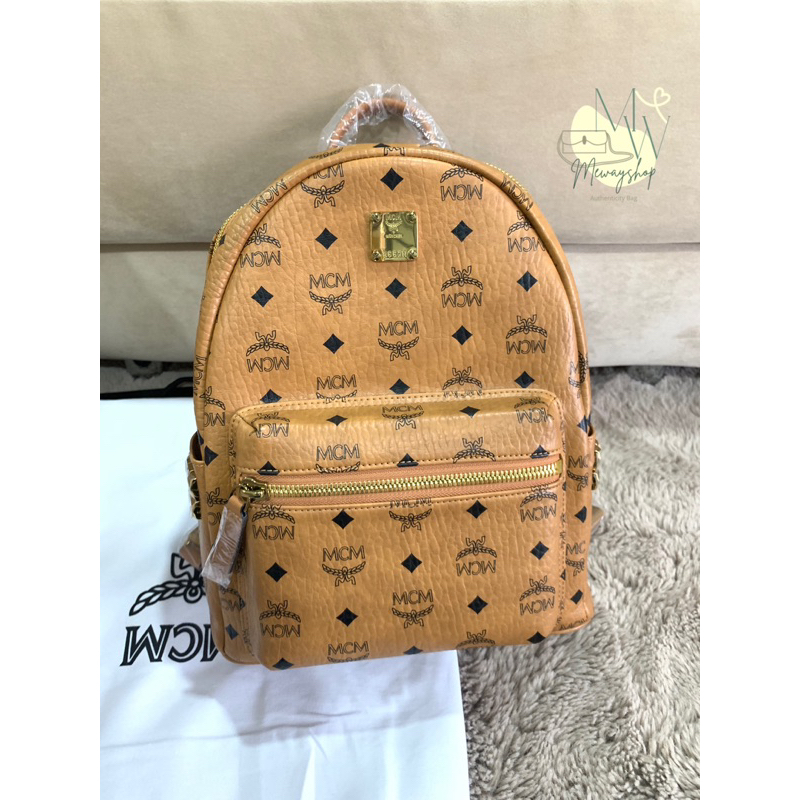 Mcm stark visetos side studs backpack size small กระเป๋าเป้(outlet)