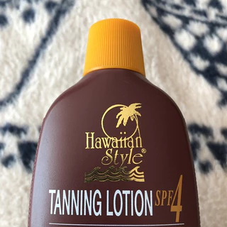 Hawaiian Style Tanning Lotion SPF4 ครีมกันแดดฮาวายเอียนสไตล์แทนนิ่งโลชั่น SPF4 โลชั่นอาบแดดผิวแทน