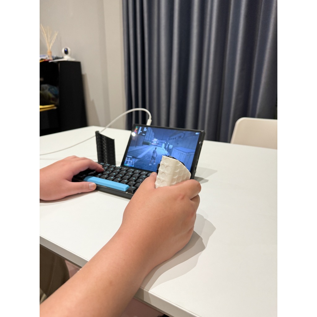 Legion Go อุปกรณ์เสริม Grip ช่วยจับให้ถนัด FPS Mode