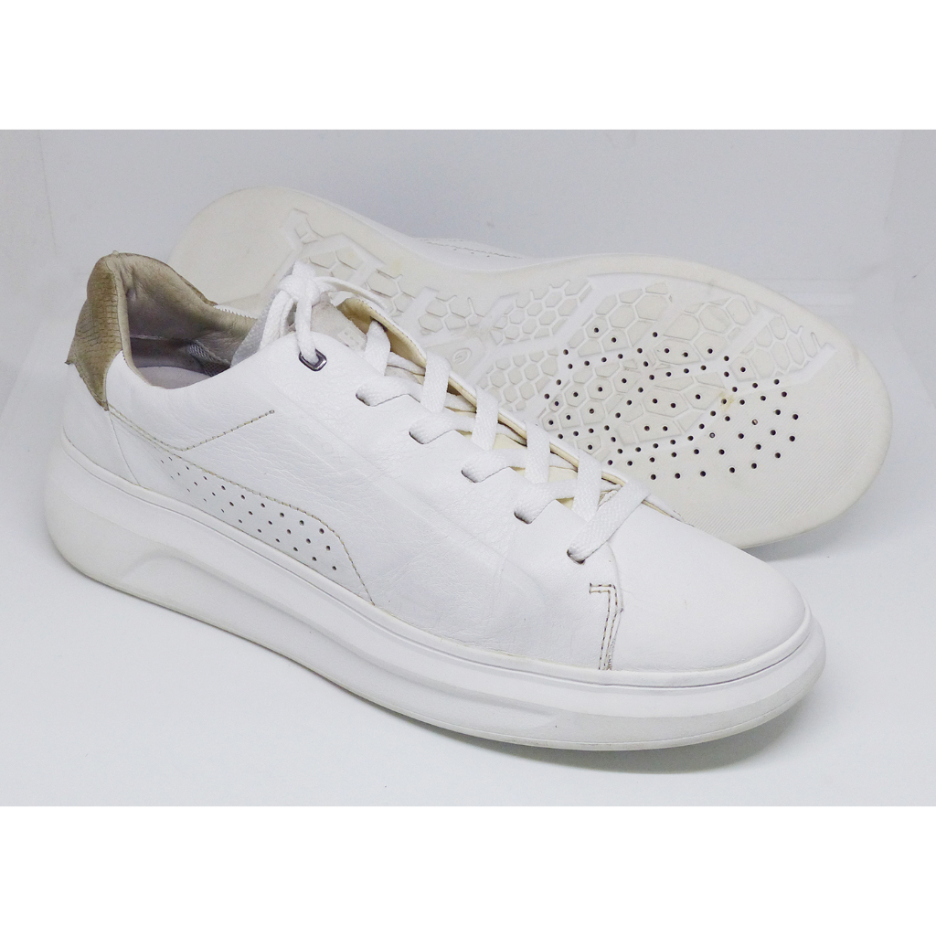 รองเท้า Geox Sneake สีขาว ส้นหนังลายหนังจระเข้  (สินค้ามือ 2 แท้ จากต่างประเทศ)