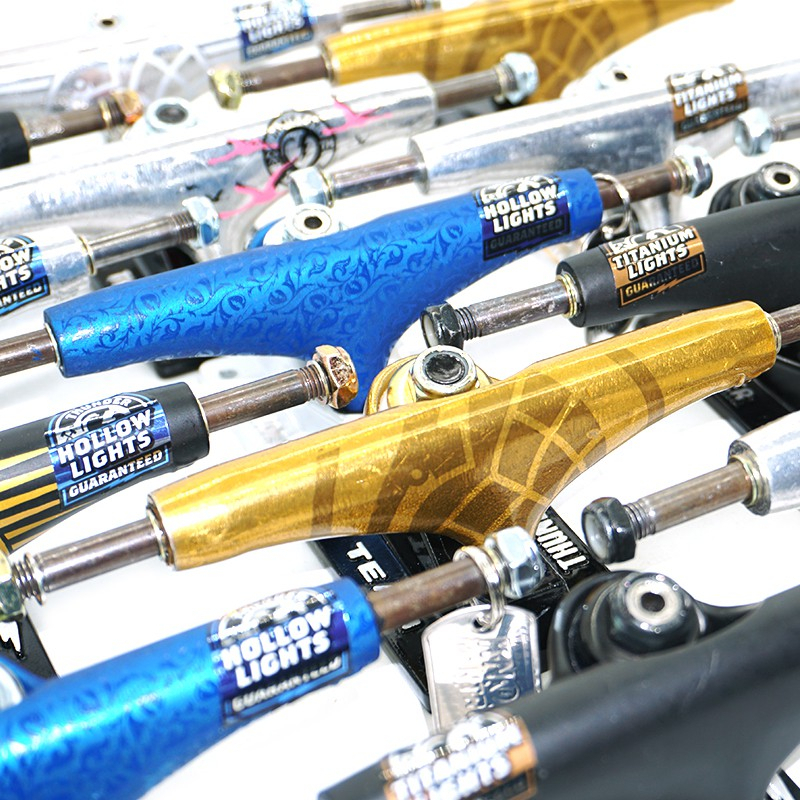 ทรัคสเก็ตบอร์ด Thunder Skateboard Truck รับประกันของแท้ สินค้าพร้อมส่ง