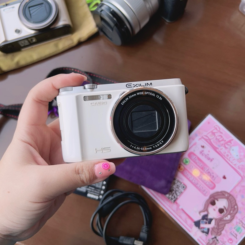 กล้องฟรุ้งฟรุิ้ง Zr1500