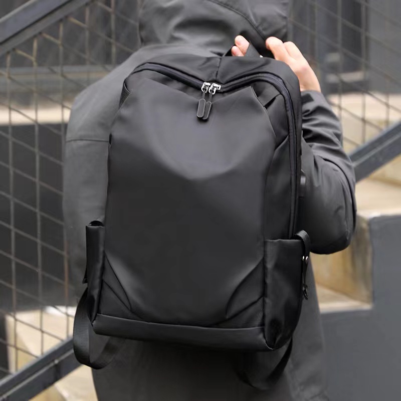 กระเป๋าเป้ผู้ชาย แฟชั่น Backpack รุ่น G022 กระเป๋าเป้