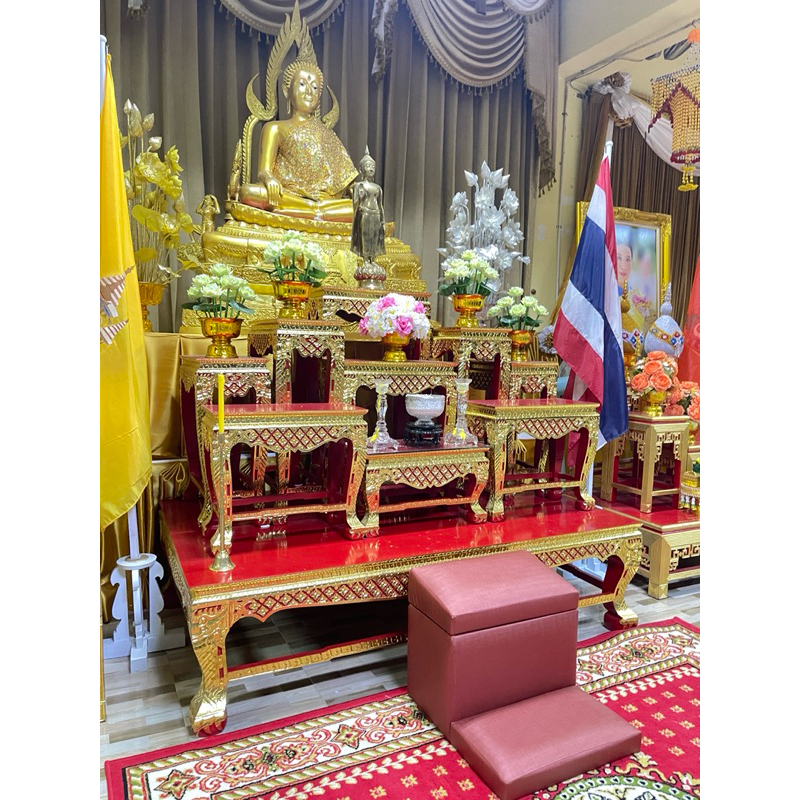 โต๊ะกราบพระ แท่นกราบพระพร้อมเบาะรองเข่า  โต๊ะนั่งกราบ เก้าอี้ไหว้พระ เบาะรองนั่งสำหรับกราบพระ หน้ากว้าง45ลึก25สูง 40cm