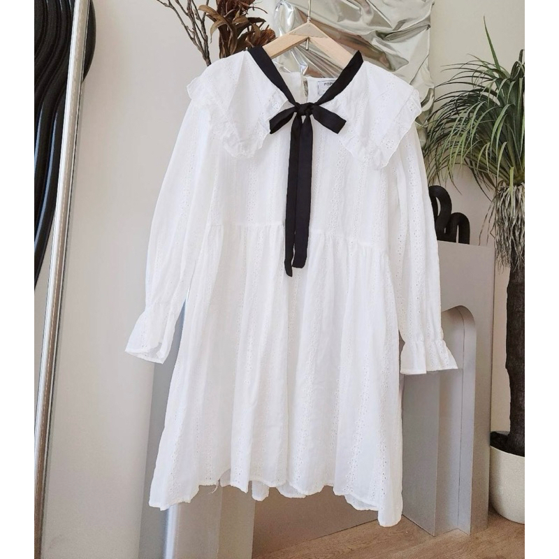 sirin studioเดรสฉลุลูกไม้ขาวโบว์ดำF07