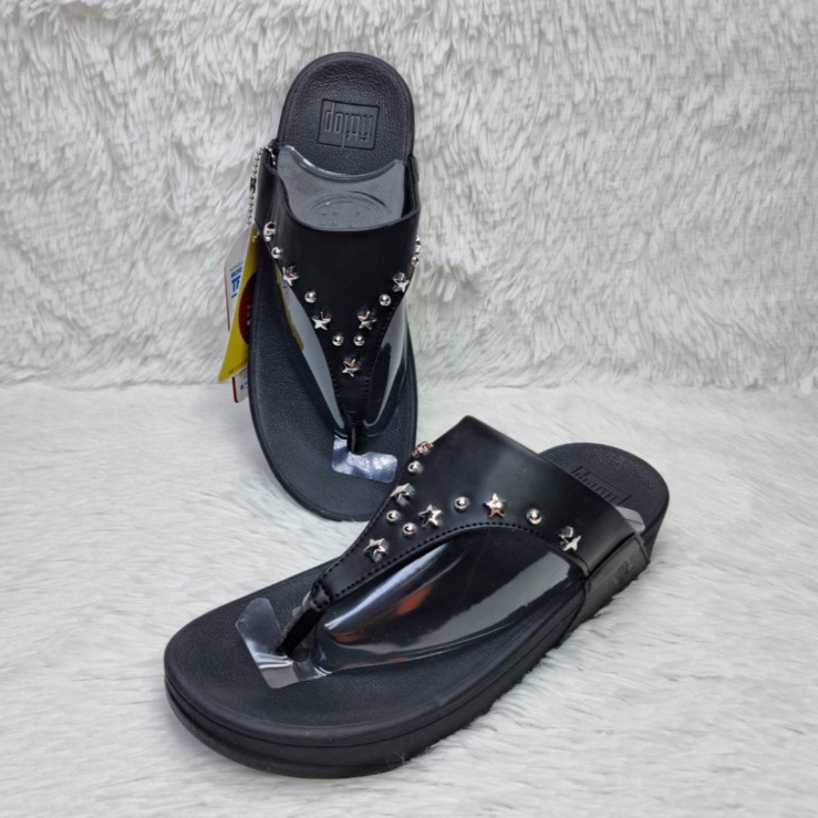 รองเท้า ฟิบฟอบ  fitflop สวมหนังเข็มขัด size 36 37 38 39 40 รุ่นหนังปรับสายได้