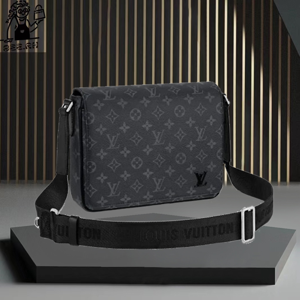 👜กระเป๋าถือ Louis Vuitton กระเป๋ารุ่น DISTRICT PM ของแท้ 100%