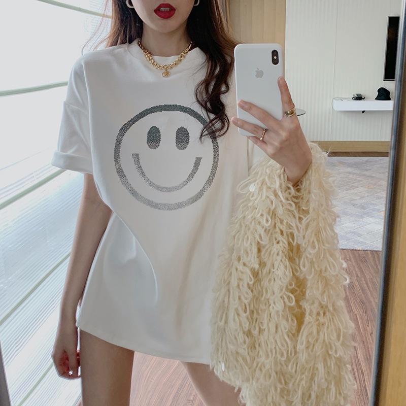 เสื้อยืดผู้หญิง แขนสั้น ลายหน้ายิ้ม สไตล์เกาหลี ใส่สบาย ทรงหลวม