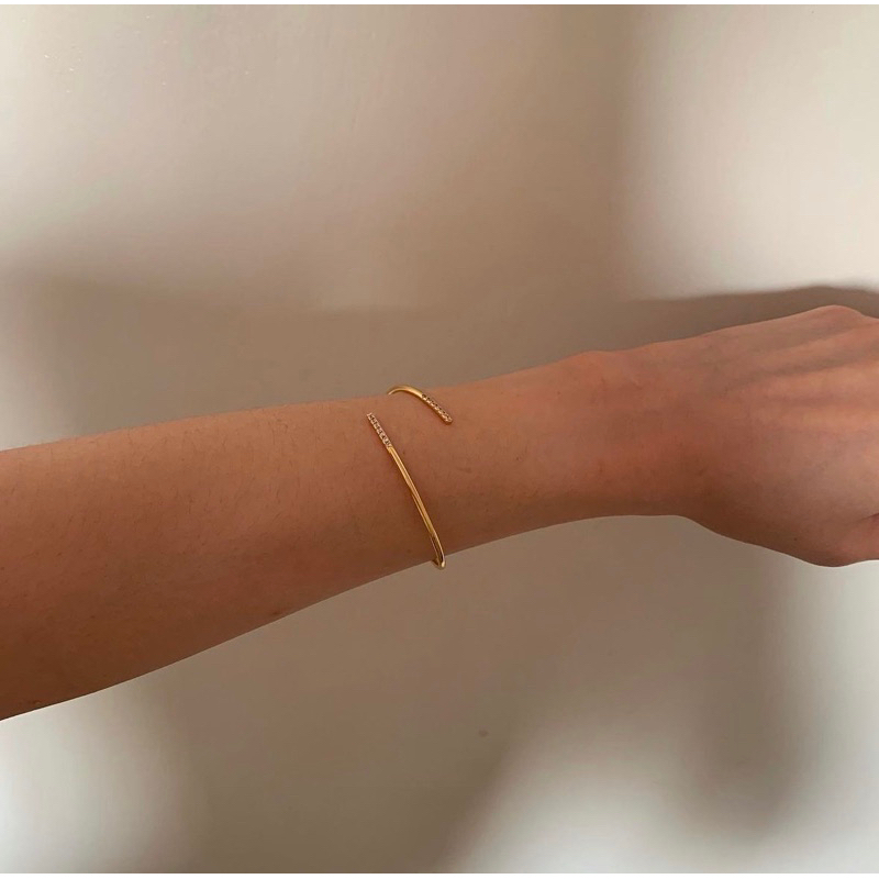 HER OBJECTIVE_HER BELLA ROSE BRACELET/EARRINGS