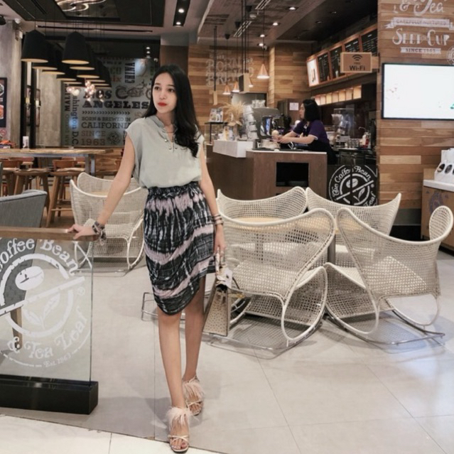 Raquel Allegra กระโปรงสวยมากกกกค่า