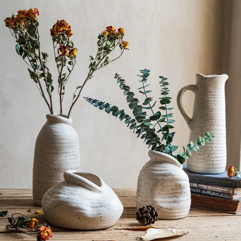 Ceramic vase สไตล์นอร์ดิกแจกันเซรามิกตกแต่งเรียบง่ายดอก ไม้ห้องนั่งเล่นนุ่มย้อนยุคคอนเทนเนอร์ ไฮโดรโพนิกบ้านศิลปะดอกไม้