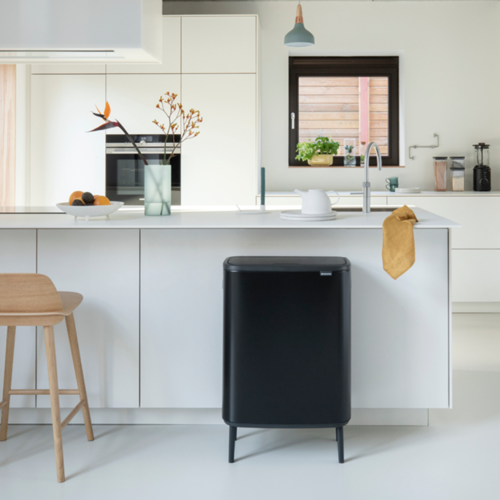 Brabantia ถังขยะ สแตนเลสแบบกด บราบันเทีย รุ่นทรงสี่เหลี่ยม60 ลิตร ขนาด1ช่อง BO Touch Bin, with 1 Inner Bucket 60 litre.