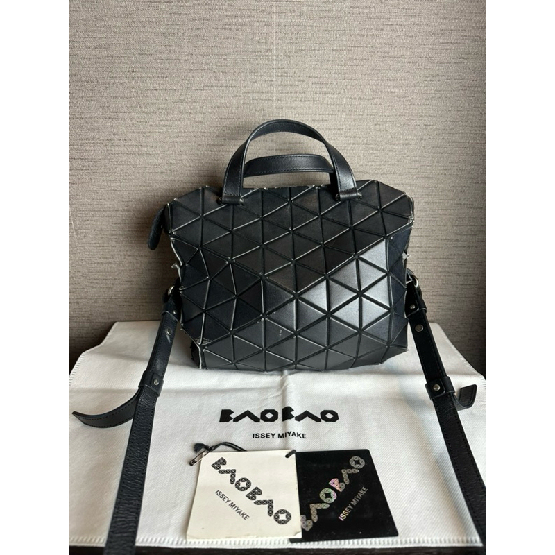 กระเป๋า BaoBao รุ่น Tonneau Matte สีดำ