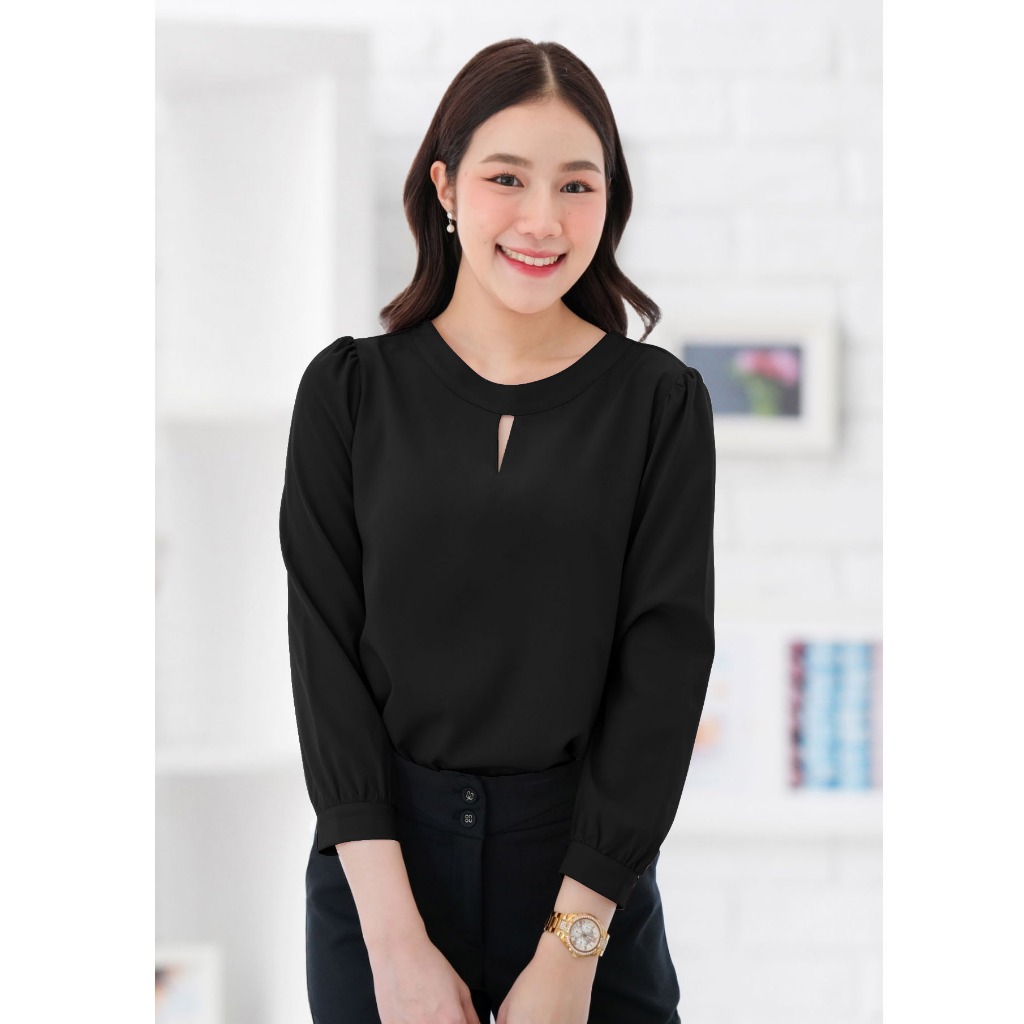 แบบเสื้อทรงสวยใส่สบาย เนื้อผ้าไหมอิตาลีคัดพิเศษ เนื้อผ้านิ่มใส่สบายไม่ร้อน ไม่ระคาย