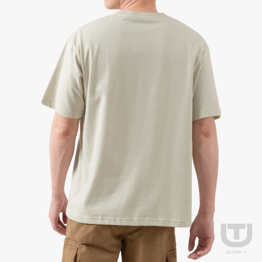 DOSH-UT MEN'S OVERSIZED BASIC T-SHIRTS เสื้อยืดคอกลมสีพื้น 2สี (ครีม-ขาว) UTMT5013 (S-2XL) - รูปที่ 5
