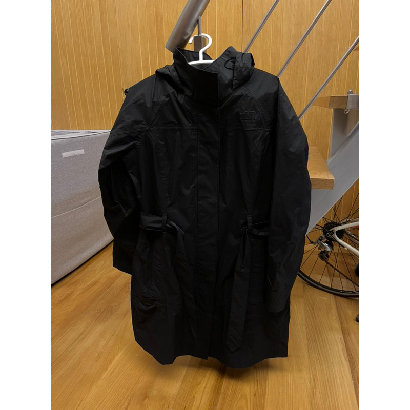 The North Face Hyvent 2.5L Shell Coat ปี 2013 แท้💯% มือสอง