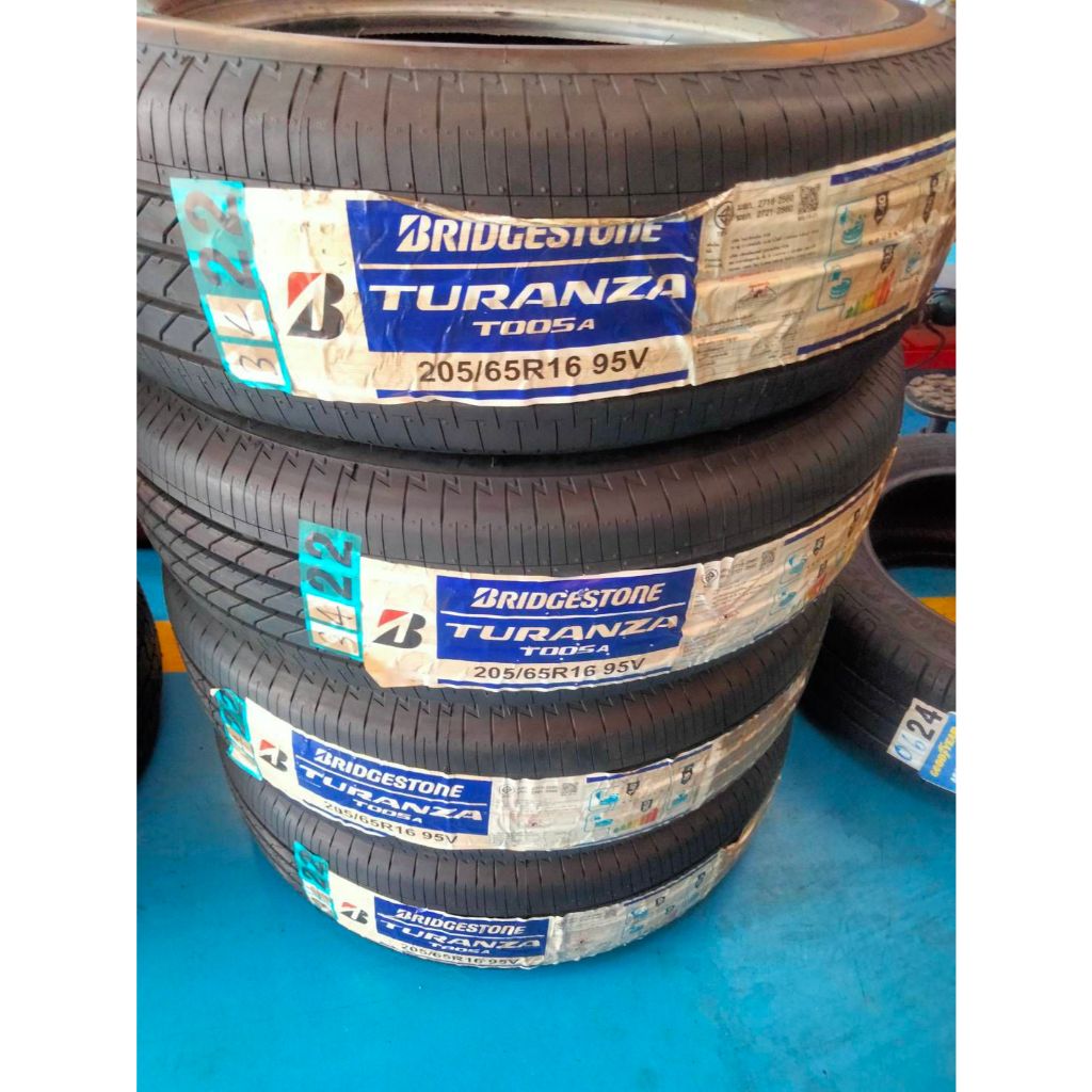 205/65R16 BRIDGESTONE T005A ปี22(**ราคาต่อเส้น**)