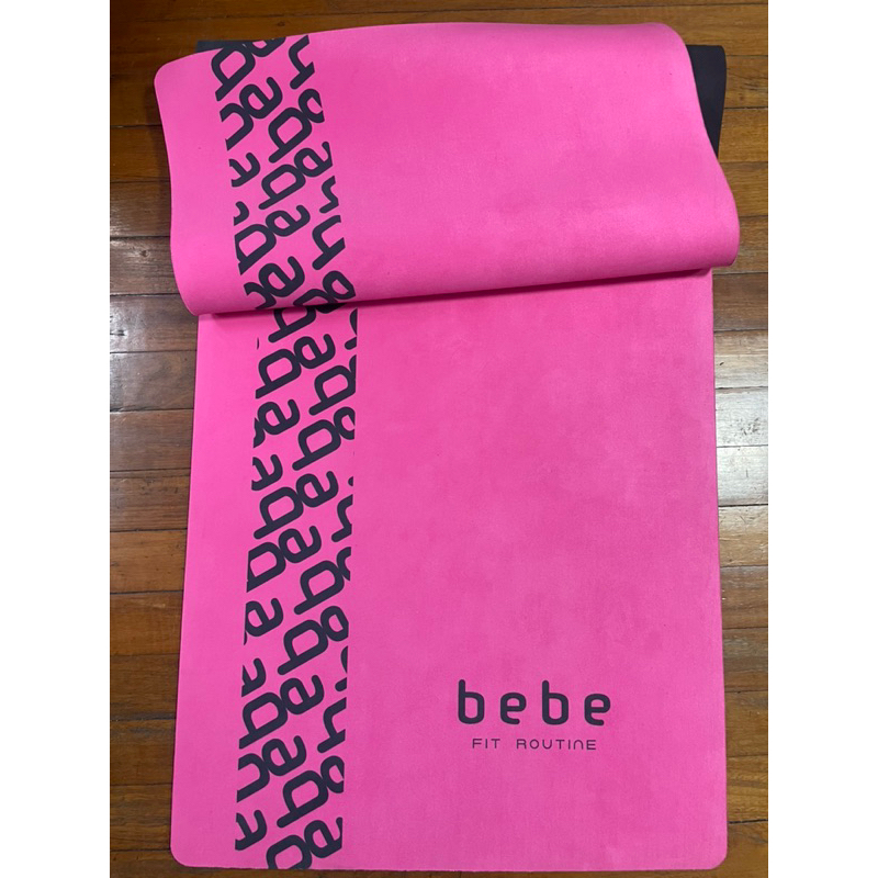 (พร้อมส่งต่อ) bebe Fit Routine Yoga Mat Hot Pink เสื่อโยคะ (สีชมพูเข้ม)