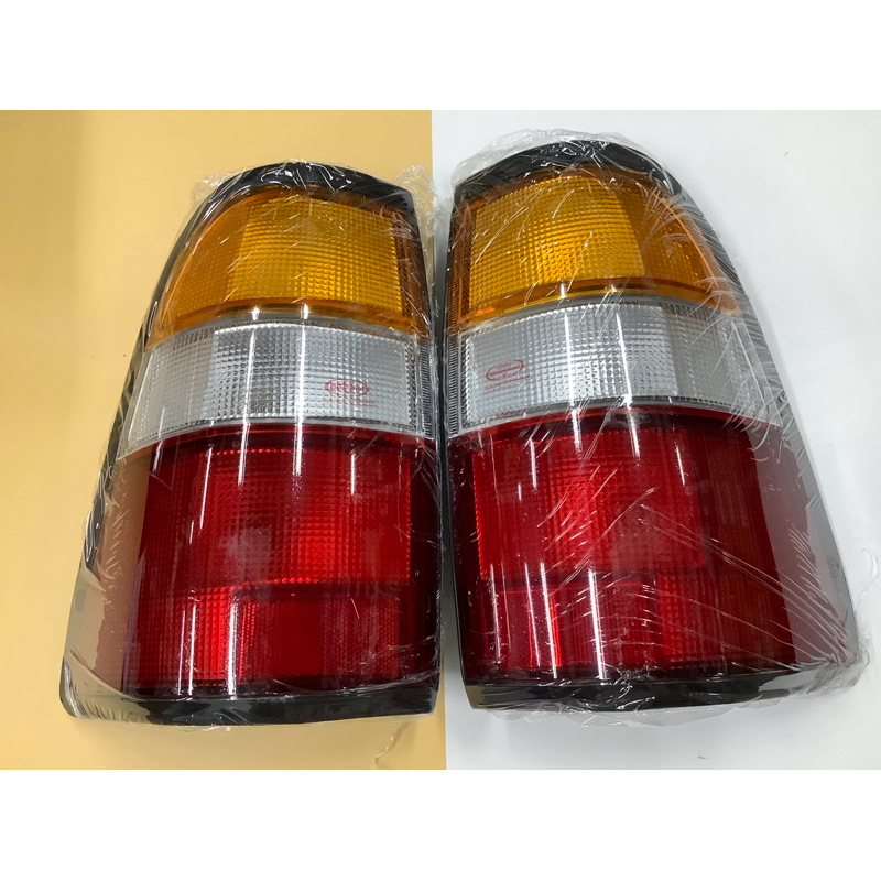 เสื้อไฟท้าย TFR 1997 ISUZU