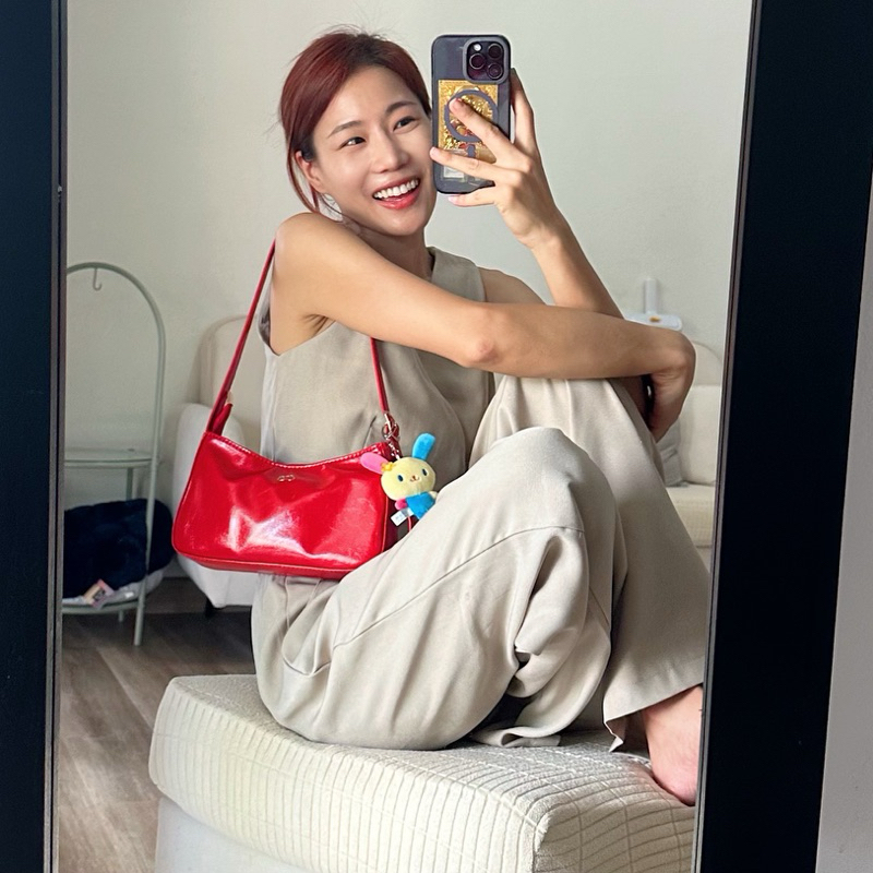 [🚨ลด 𝟱𝟬%] Baasy Bag กระเป๋าสะพายไหล่ หนังPU Premium