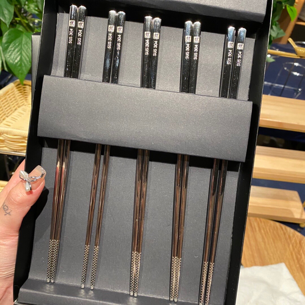 ZWILLING ตะเกียบสแตนเลส 304 ป้องกันการลื่น ทนทาน ออกแบบป้องกันเชื้อรา