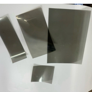 แผ่นฟิล์มโพลาไรช์ติดจอLCD ขนาดเล็ก มีกาวในตัว