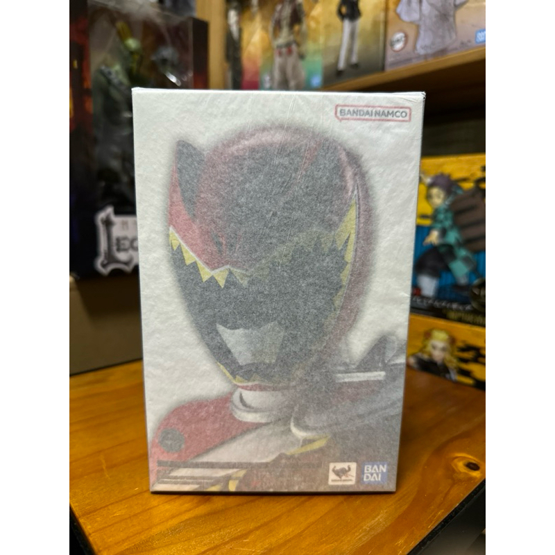 S.H.Figuarts Kyoryu Red Bandai Figure