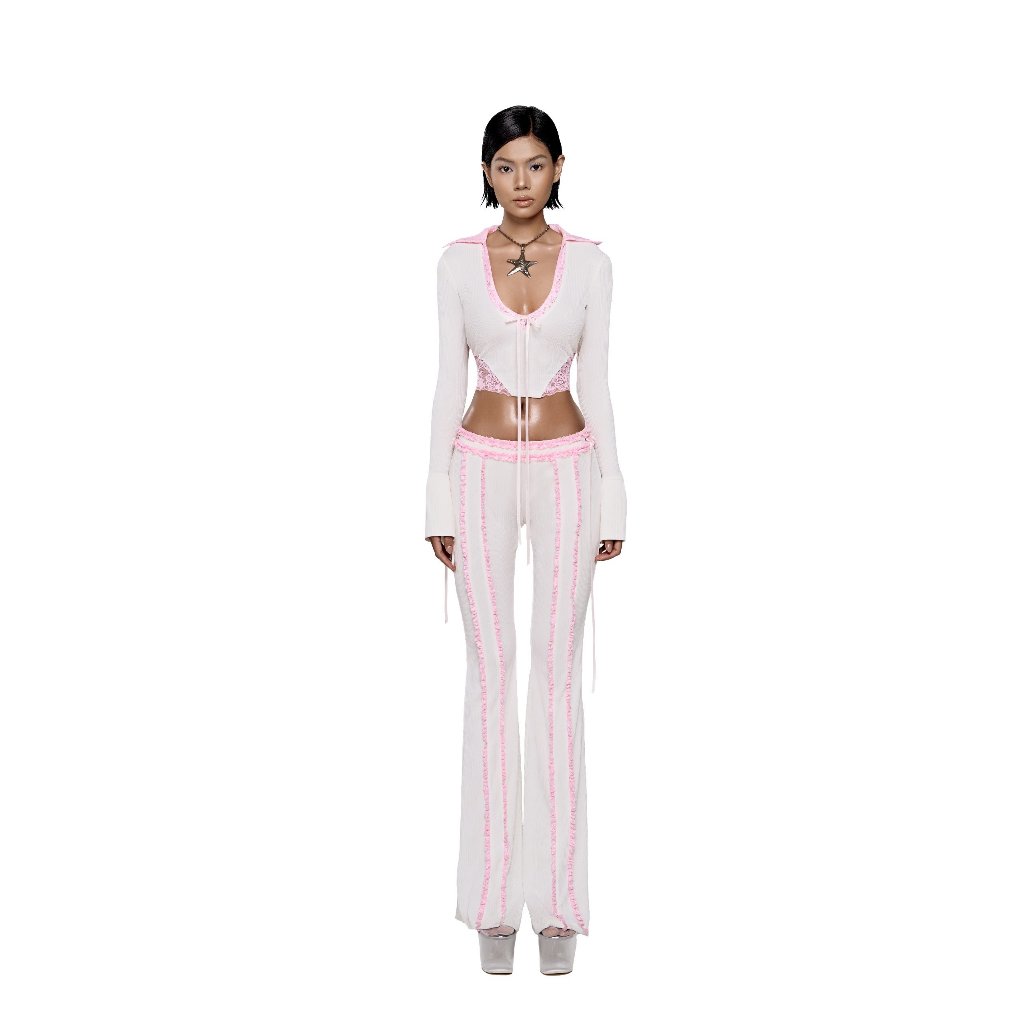 LSOUL Hilton Set ชุดเสื้อยืดแขนยาวแต่งลูกไม้ + กางเกงขาบาน