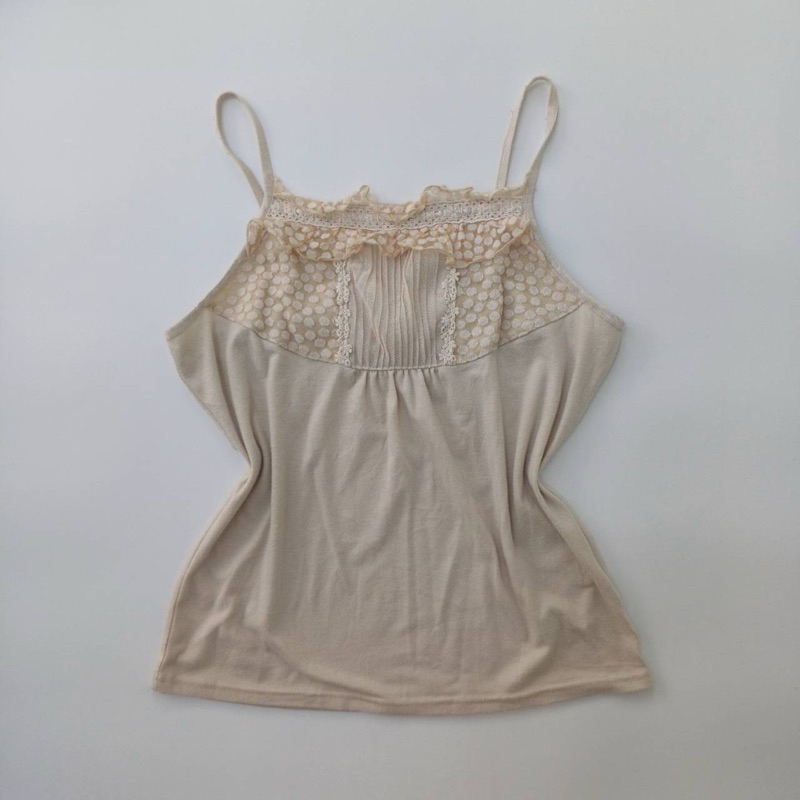 เสื้อกล้ามลูกไม้แต่งระบายลายจุด Axes Femme