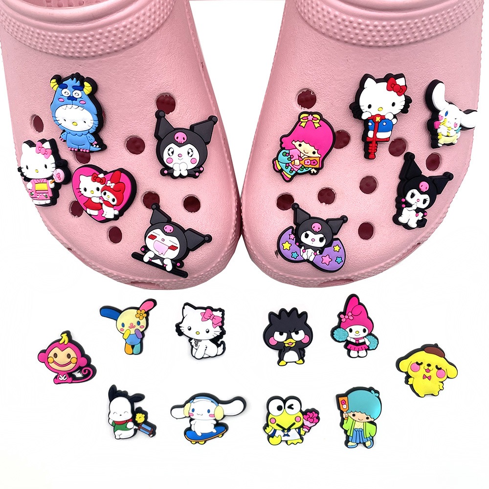 ซานริโอ คิตตี้ สุดน่ารักตัวติดรองเท้า อุปกรณ์เสริมรองเท้า  ลาย Sanrio  Hello Kitty ที่ติดรองเท้า