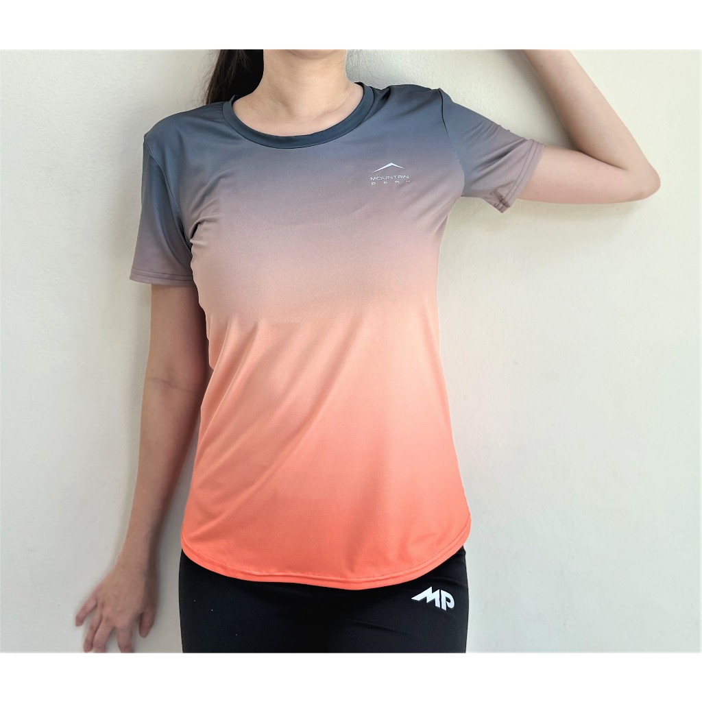 เสื้อกีฬาคอกลม Gradient color หญิง รุ่นใหม่ LT06 แบรนด์ Mountain Peak