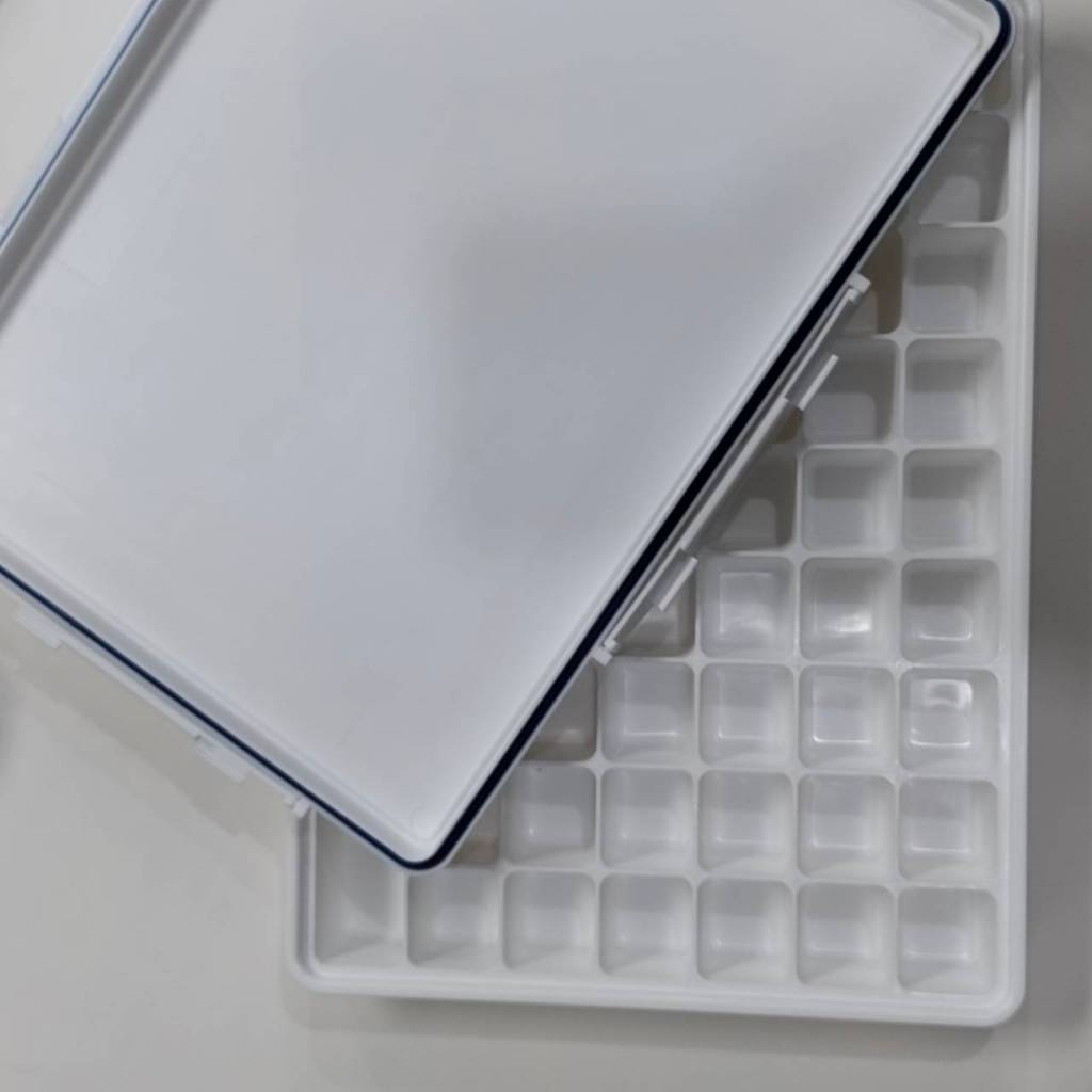 จานสีพลาสติก PYRAMID    673167