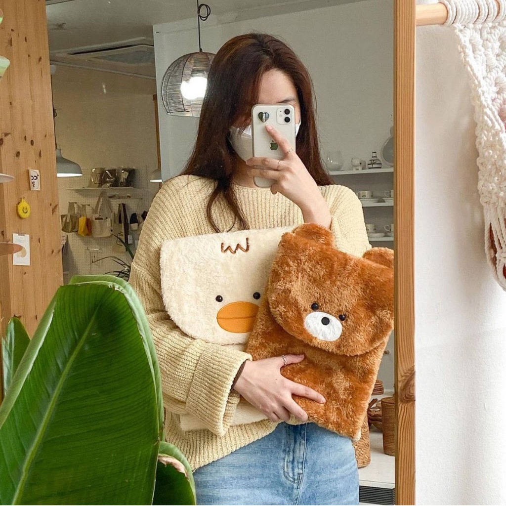 พร้อมส่งกระเป๋าใส่แท็บเล็ต/แล็บท็อป ขนาด 9.7 – 14 นิ้ว ผ้านุ่มนิ่มแบบน่ารัก เปิดปิดด้วยกระดุม TB28 ราคา ถูกที่สุด ดีลบีเคเค แกลเลอรีภาพที่ 2