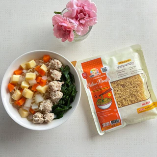 C225 บะหมี่เหลืองญี่ปุ่น ไม่มีไข่ สำหรับเด็ก 8 เดือน+ บะหมี่อบแห้ง พร้อมเครื่องปรุง (มีกลูเต็น)