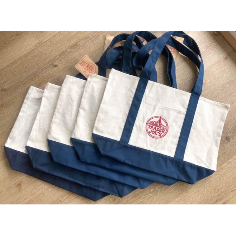 Trader Joe’s tote Bag size L ( 20.5 x 14 inches ) 1 ใบ ผ้าหนาใช้งานดีมากๆ สินค้าส่งตรงจากอเมริกา รอส