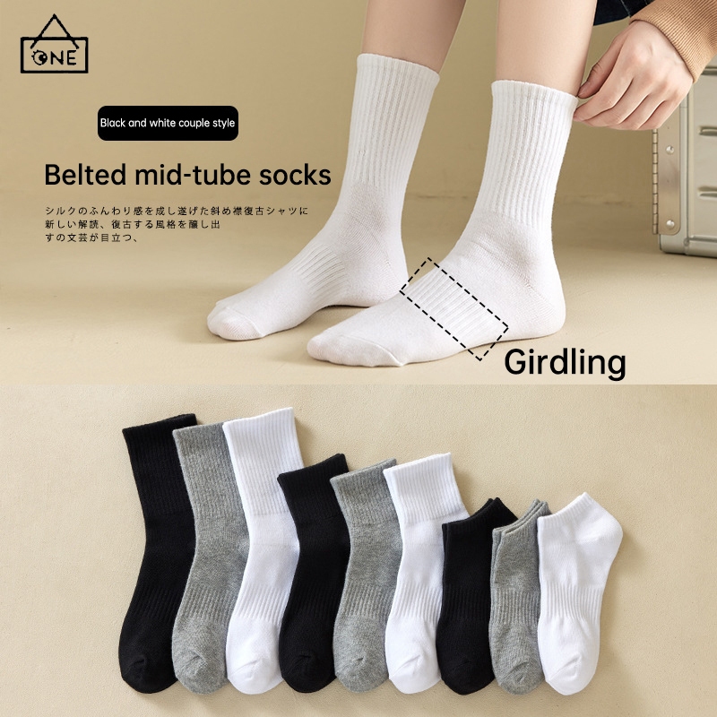 COD❤️ถุงเท้ากีฬาลําลองข้อสูงปานกลางสีขาวแฟชั่นสไตล์เกาหลีและญี่ปุ่นผู้ชายและผู้หญิงเรียบง่ายเข้ากับทุกการแต่งกาย-a.one