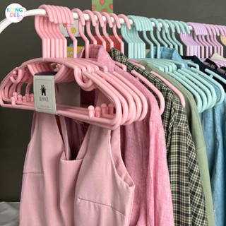 ไม้แขวนเสื้อ ไม้แขวนเสื้อผู้ใหญ่ สีพาสเทล พลาสติก หนา 8 มิล เกรดพรีเมี่ยม 1 แพ็ค 6 ชิ้น #No.88