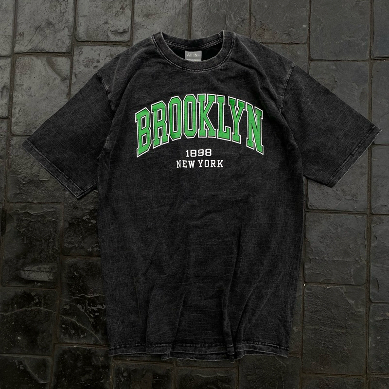 SIS.ON | พร้อมส่ง Oversize เสื้อยืดโอเวอร์ไซส์ ผ้าฟอกวินเทจ Booklyn green