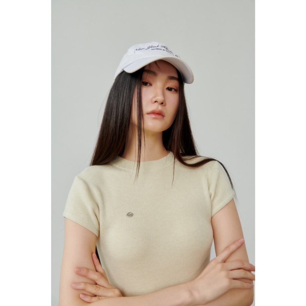 พร้อมส่ง SAC.BKK เสื้อแขนสั้น คอกลม ผ้านิต knit รุ่น Fine Knit Top