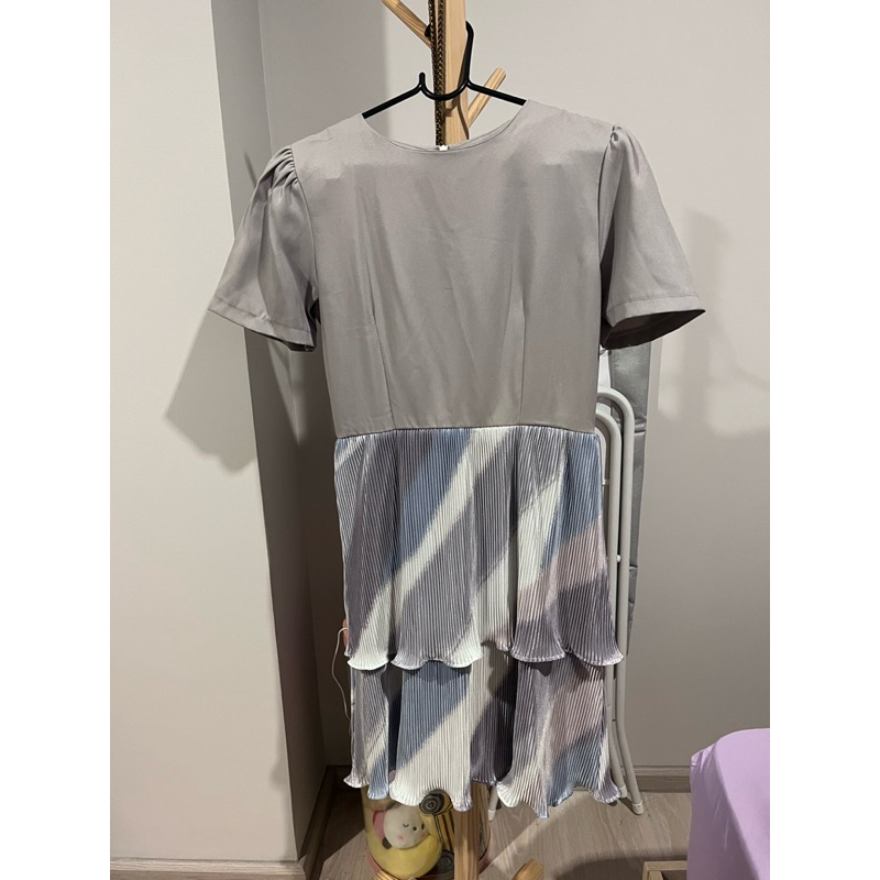 เดรสออกงาน แบรนด์ topping.collection มือ2🩵🩶