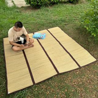 เสื่อกก ทอมือแท้ 6.5 ฟุต (200*190cm.) พับเก็บได้ ทนแดด สีธรร…