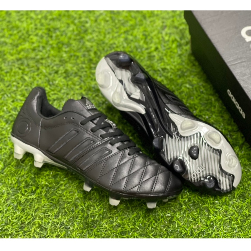 รองเท้า สตั๊ด อดิดาส Adidas 11 Pro หนังวัวแท้ฟอกนุ่ม รุ่นเก่าแต่เก๋า แถม ถุงผ้า + ดันทรง + กล่อง ถ่ายจากสินค้าจริง