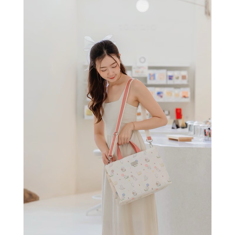 กระเป๋า Crossbody KEPT รุ่น Daily Hopping มีซิป มีสายยาวปรับได้ ใส่ipad 12.9” ใส่ Laptop 13” ใส่แฟ้ม A4 ได้ มี 6 ช่อง