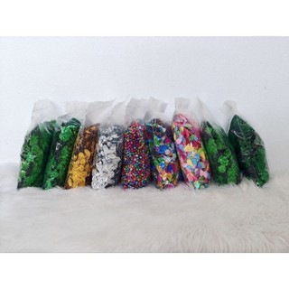 อุปกรณ์ตกแต่ง 500 กรัม ใบเลื่อม ใบส้ม ใบมะพร้าว ใบมังคุด