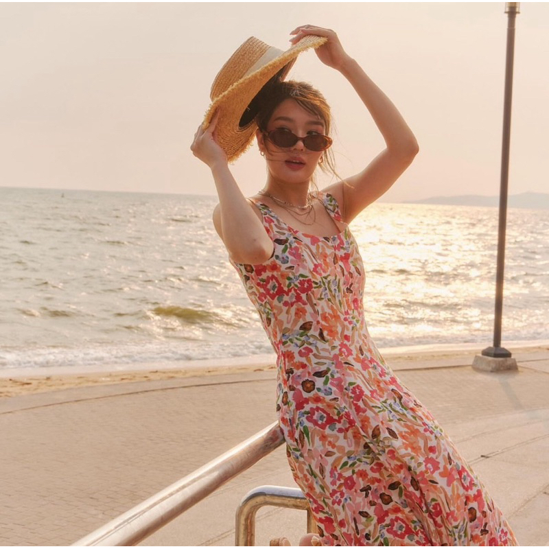 ส่งต่อเดรสยาว lookbooklookbook  (Size.XS , S ,M และ L) รุ่น Jessy dress สีชมพูดอก Summer dream ค่ะ (มีNew/Used)