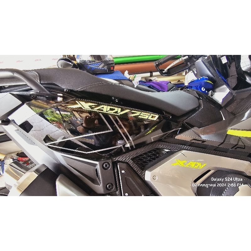 X-Adv 750 สติกเกอร์ สะท้อนแสง แฟริ่งข้างX-ADV 750