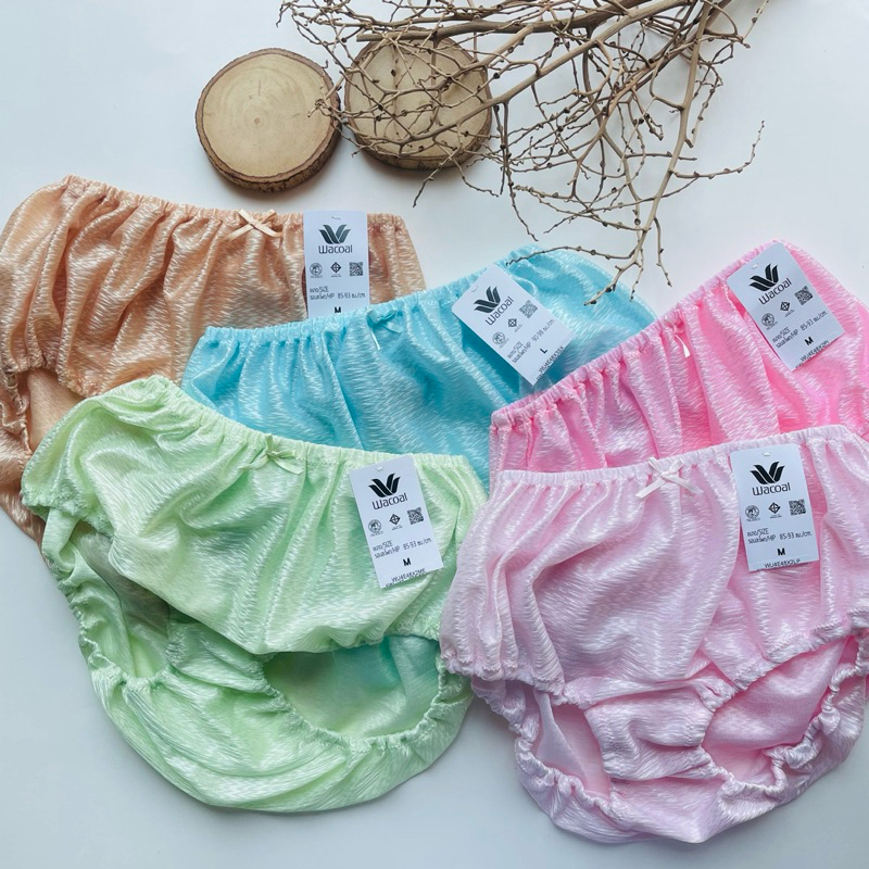 Wacoal วาโก้ กางเกงในร้อยยางแบบเต็มตัว (Short) รุ่น WU4E48  ผ้าเงางาม วาโก้ ผ้าไนล่อน ไนล่อน ผ้าลื่น